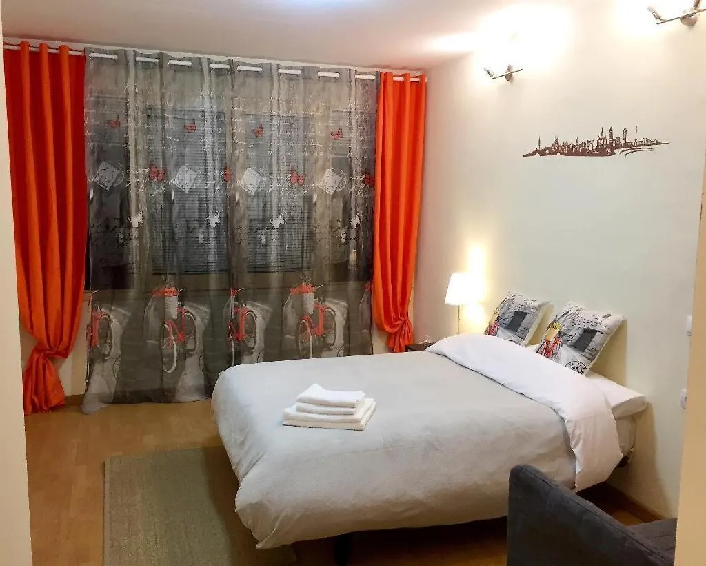 Guest House Barcelona Bruc Hostel