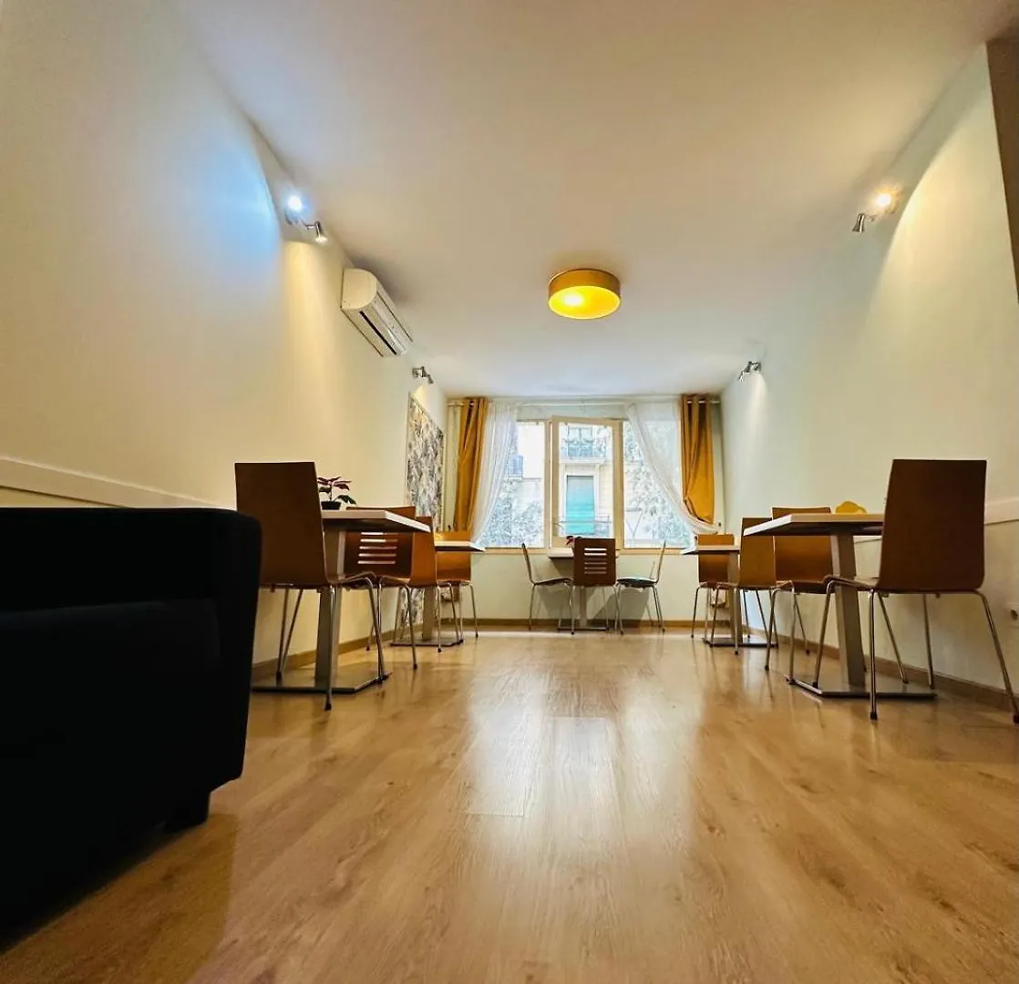 Hostel Guest House Barcelona Bruc